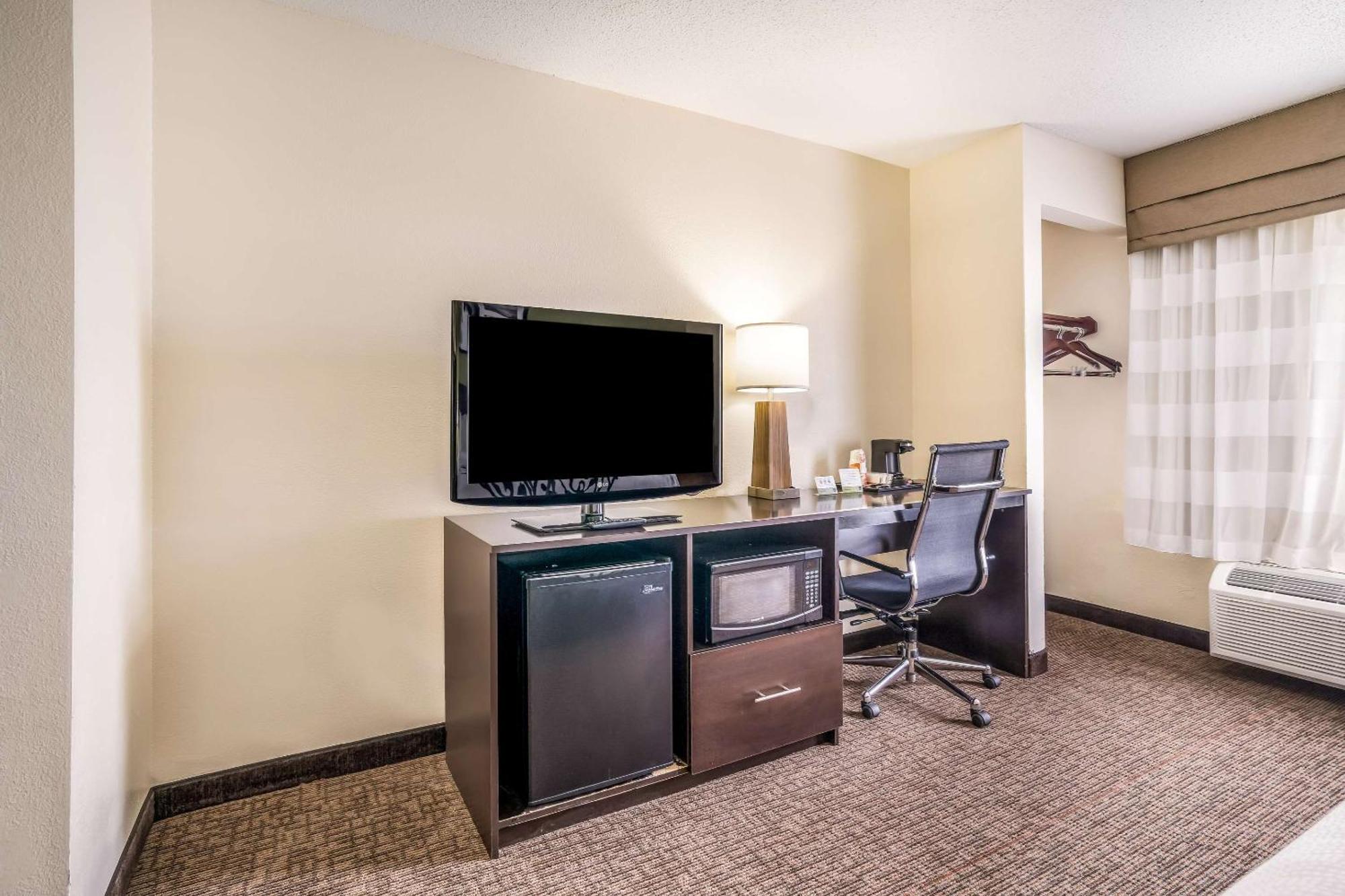Sleep Inn & Suites Jacksonville Near Camp Lejeune Eksteriør billede